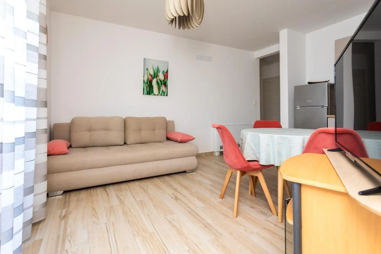 Apartments Jelena Vantacici