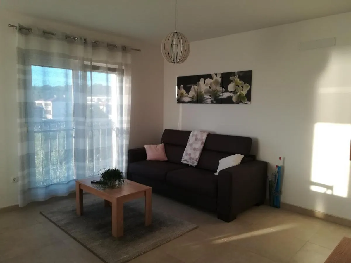 Apartments Jelena Vantacici